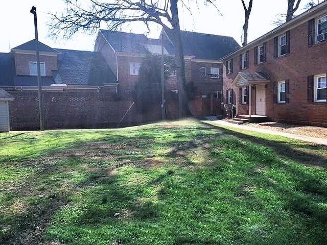 Photo - 2623 Vail Ave