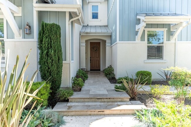 Photo - Stunning 5BR/5BA Luxury Rental in Irvine’s Great Park