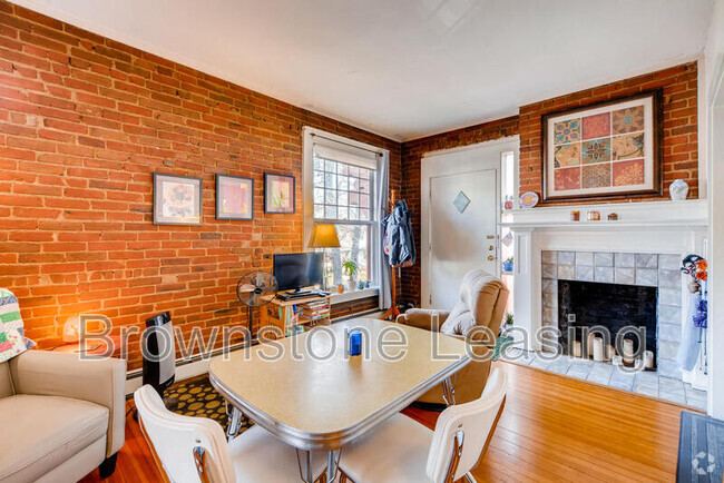 Building Photo - 1039 N Marion St Unit #2 Rental