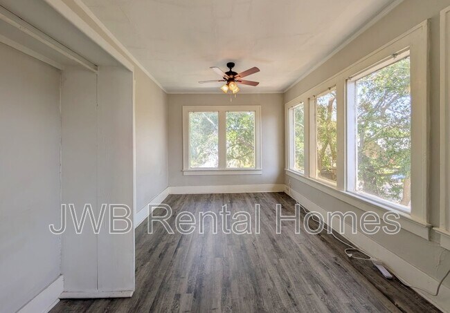 Photo - 2022 Dellwood Ave Unit #2