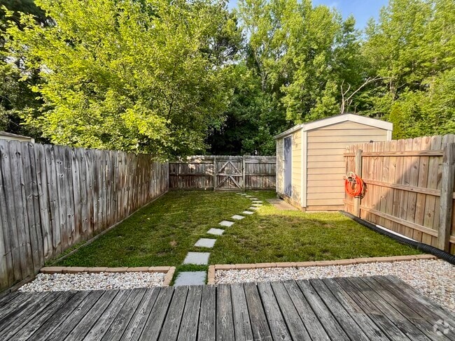 Building Photo - 9470 Tracey Lynne Cir Rental