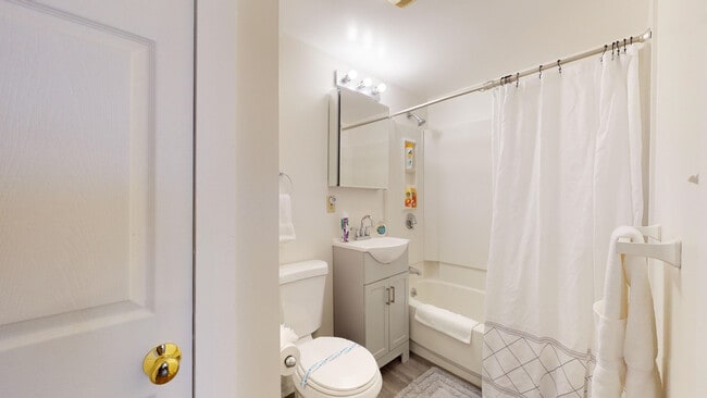 Photo - 22 Hews St Unit #2