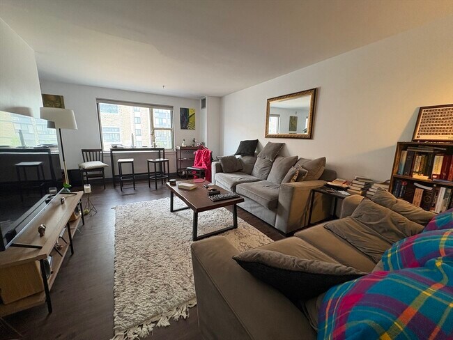 Photo - 888 Washington St Apartamento Unidad 304