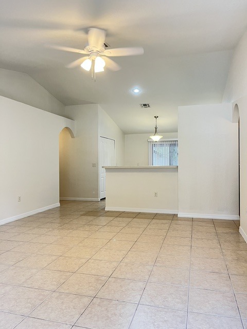 Photo - 733 E Indiana Ave