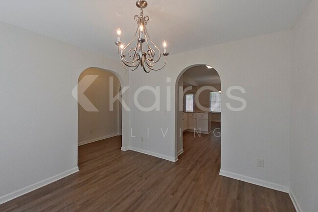 710 Park Ln