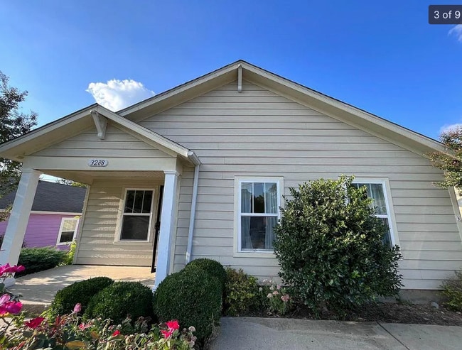 Building Photo - 3288 Rainwood Dr