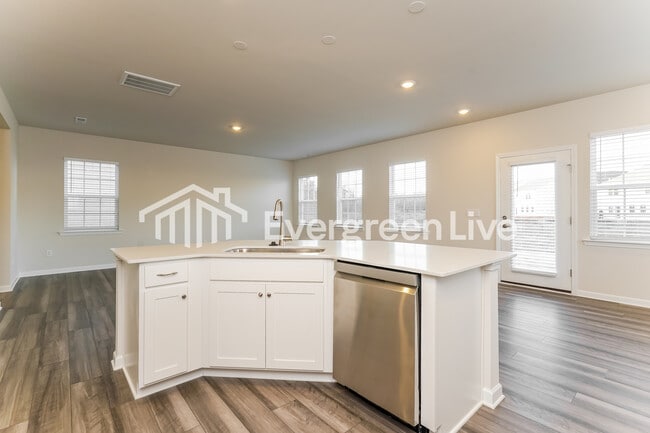 Photo - 823 Pear Blossom Ct