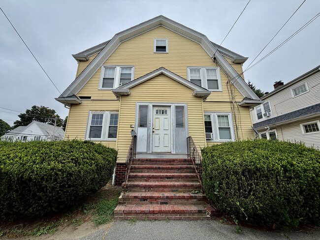 Building Photo - 162 South St Unit 1L