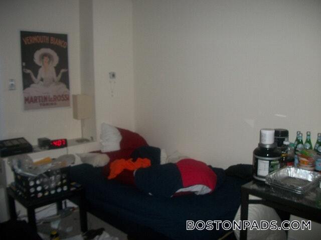 62 Boylston St Unit 319