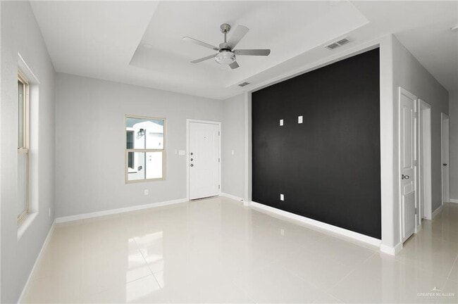 201 W St Helena Ave Unit 2