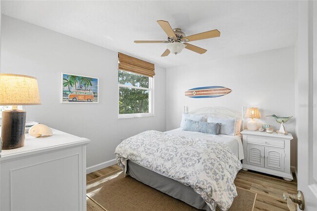 Photo - 440 Palm Tree Dr Unit N/A
