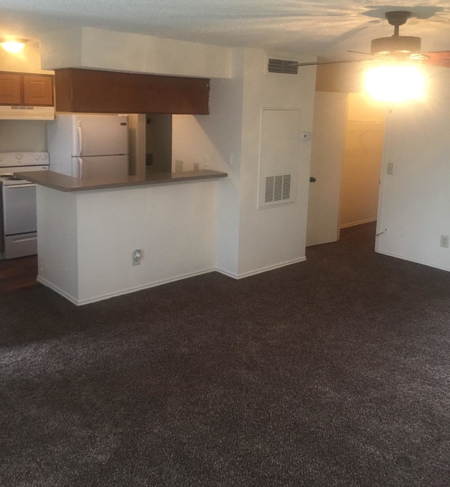 Photo - The Colony Apartments