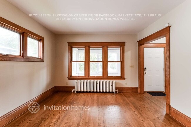 1375 Lafond Ave