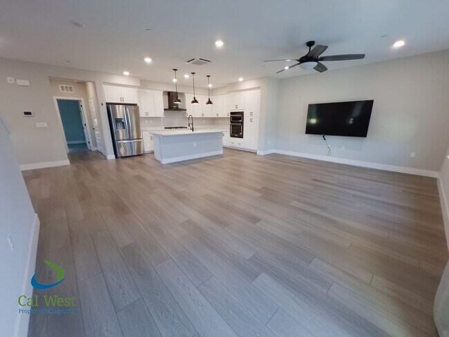 Photo - $4595 - Beautiful Corner Unit Condo in New...