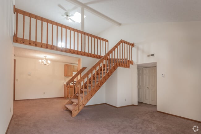 2 BEDROOM 2 BATH W/ LOFT - King's Creek Apartments