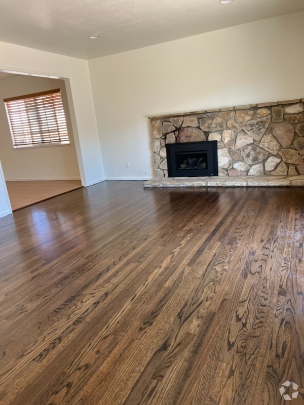 Building Photo - 908 W Loquat Ct Rental