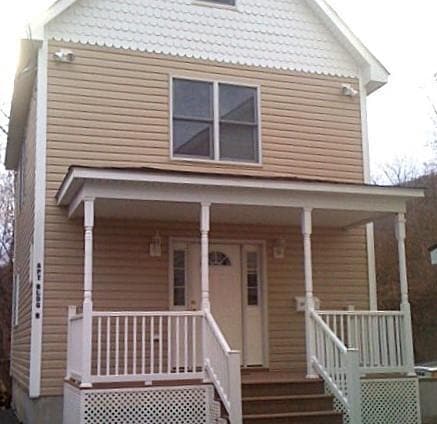 Building Photo - 51 Schneider Ave Rental