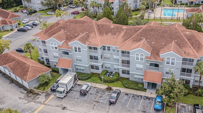 Building Photo - 18001 Richmond Pl Dr Unit 733 Rental