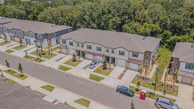 Photo - 10210 Trumpet Honeysuckle Wy