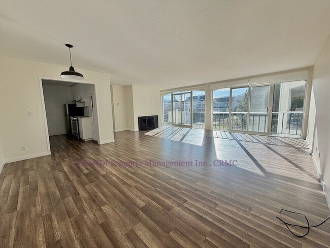 Photo - 5221 Shelter Bay Ave