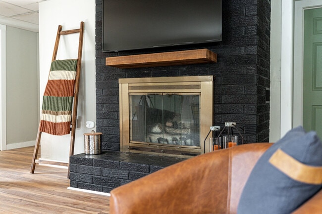 Photo - 416 Donaldson Rd