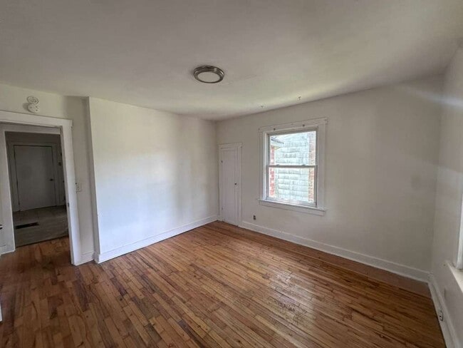Photo - 806 Marvin Ave