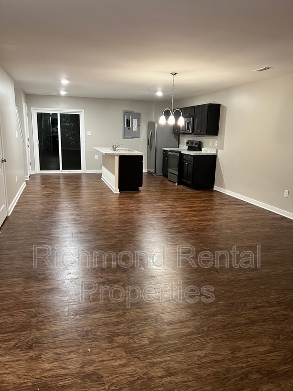 Photo - 1503 Stonewall Manor Dr