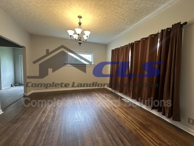 Photo - 1301 S 9th St