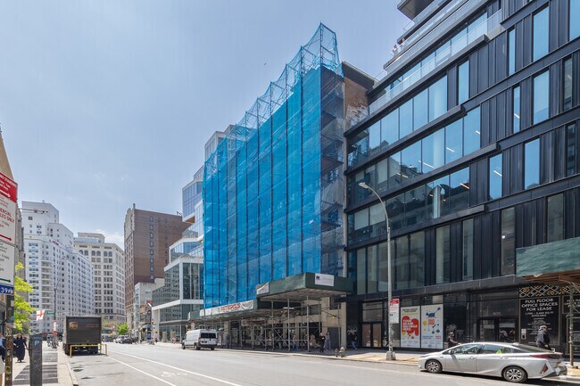 Photo - The Cast Iron Building