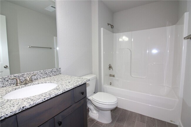 Photo - 411 Barbet Dr