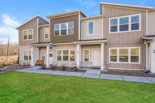 Photo - Spacious 3-Bed, 2.5-Bath Pet-Friendly Home with Central Air & 2-Car Garage! - Available NOW!