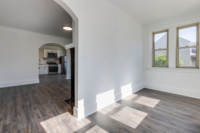 Photo - 201 Locust St Unidad (201 Locust)1st FLR Right