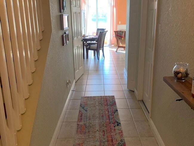 Photo - 1077 Cheval Dr