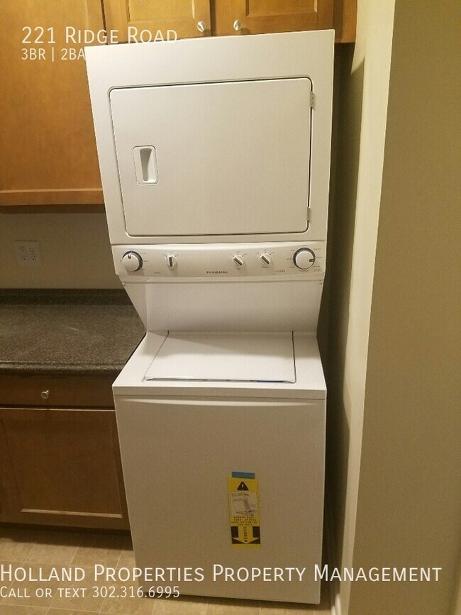 Photo - 221 Ridge Rd