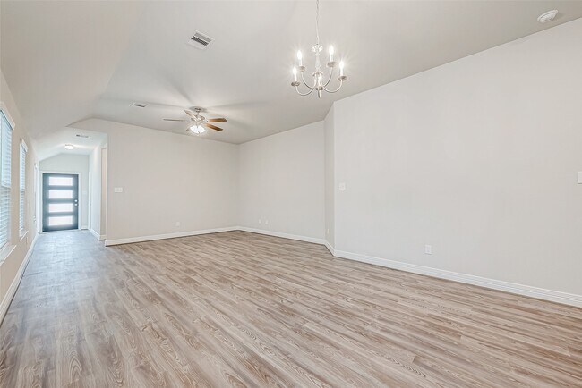 Photo - 22814 Ephesus Ave