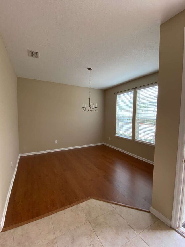 Photo - Beautiful 3-Bedroom Townhome in Desirable Oakleaf Plantation – Available Now! Unit 1812