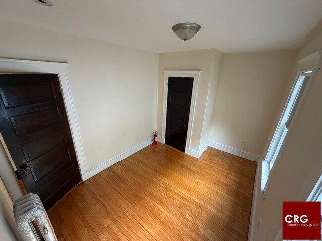 126 Auburn St Unit 2
