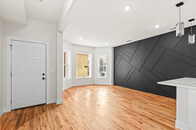 Sala de estar - 6128 S Rhodes Ave Unidad #1