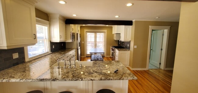 Photo - 2825 33rd St Unidad 2825 33rd (Down)-1