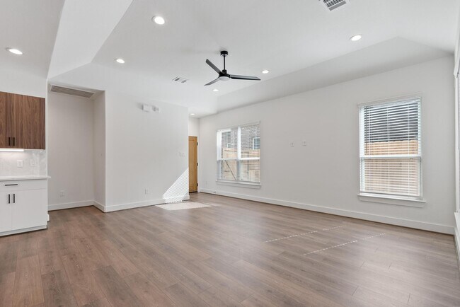 Photo - 2759 Sunny Briar Dr