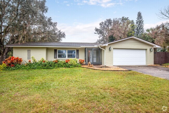 Building Photo - BEAUTIFUL 3 BEDROOMS SINGLE FAMILY HOME LO...