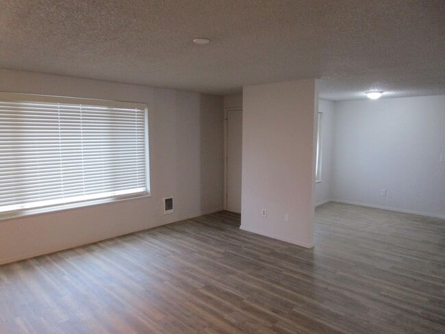 Photo - 3 Bedroom Home with Fenced Yard, Located Next to Crook County High School - Garbage Included! Ava...