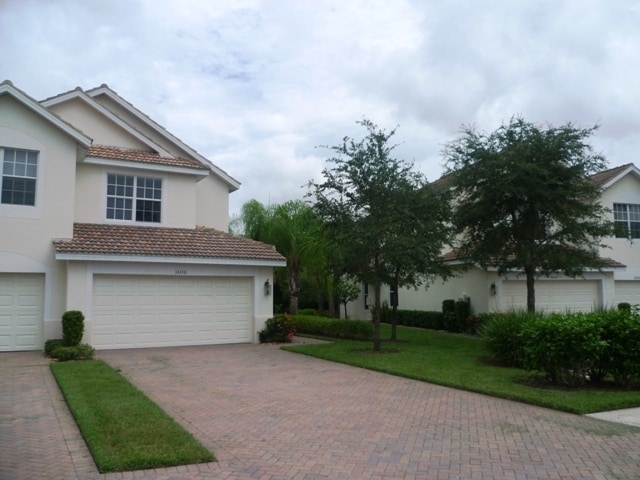 Building Photo - Milano - 3BR/2BA Unfurnished Townhome in N...