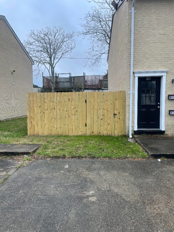 Photo - 815 W 48th St Unit A