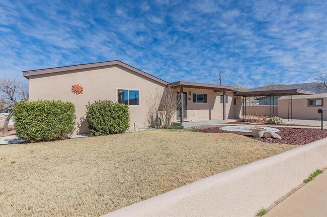 Photo - Spacious 3 Bedroom 2 Bath Home on Corner Lot *MOVE IN SPECIAL $250 OFF FIRST MONTH RENT