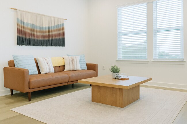 Photo - 601 Graham Dr Unit SI ID1579168P