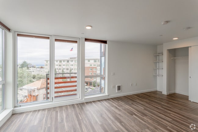 Studio - 406 SF