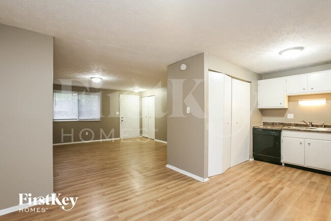 Photo - 3448 Alpine Pl