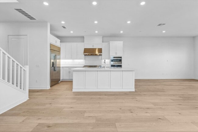 Photo - Large Modern Town Home with Oversize Backyard Guarded Luxury Neighborhood