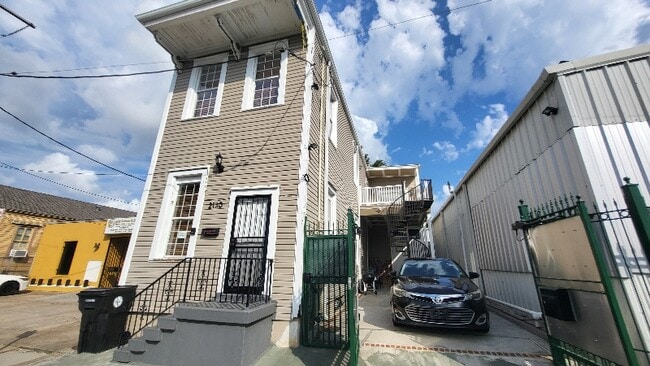 Photo - 2324 Agriculture St Unit Apt A